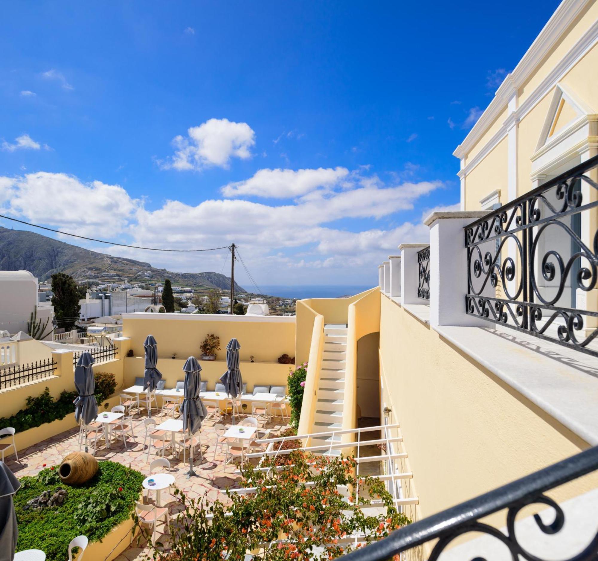 Готель Ikio Concept Santorini Pyrgos Kallistis Екстер'єр фото
